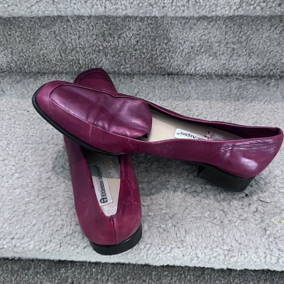✨Vintage Etienne Aigner Burgundy Red Leather Loafers - Size  9. ✨ - Picture 4 of 12